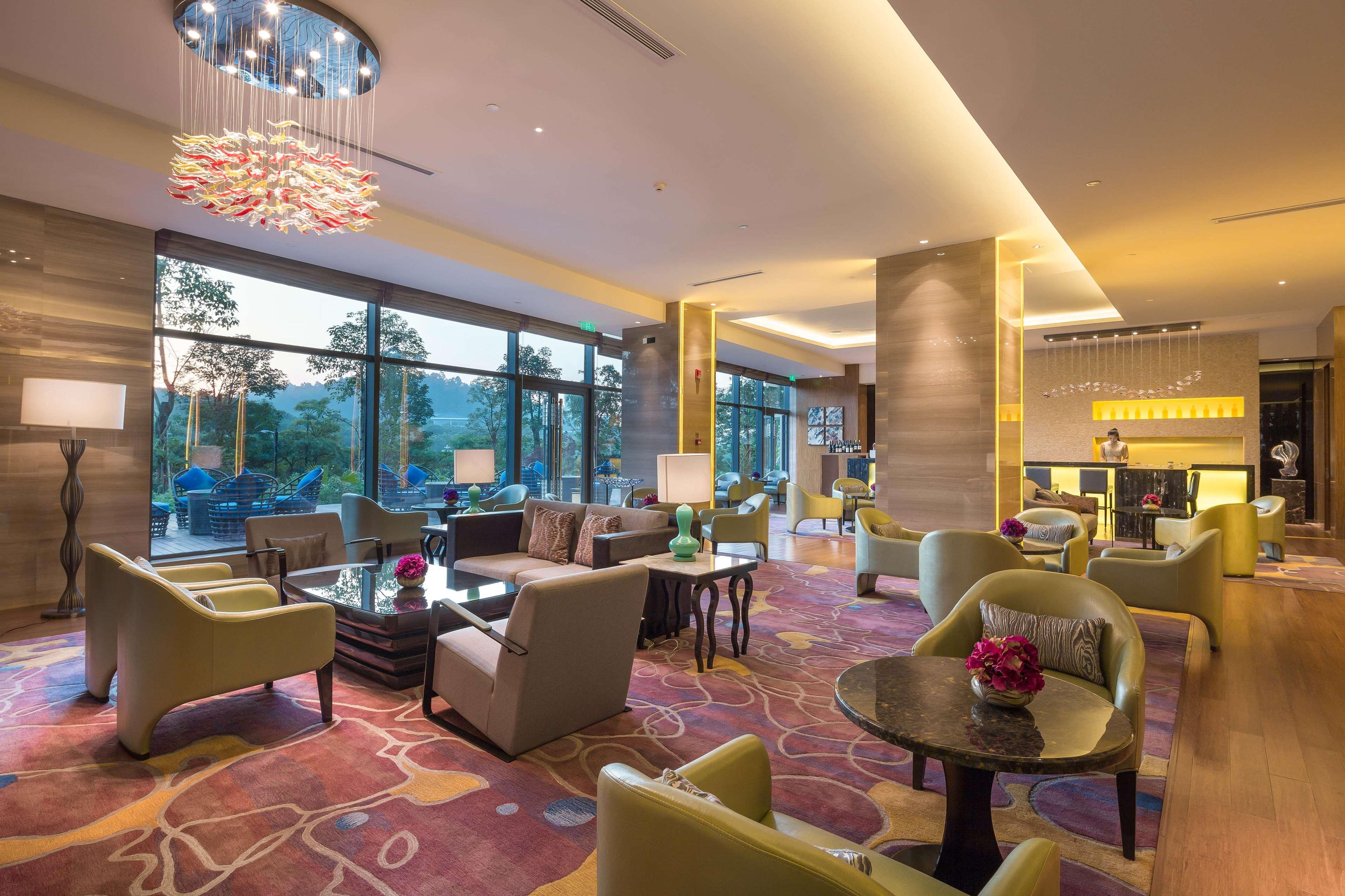 Doubletree By Hilton Guangzhou Science City-Free Shuttle Bus Service During Canton Fair Period Eksteriør billede