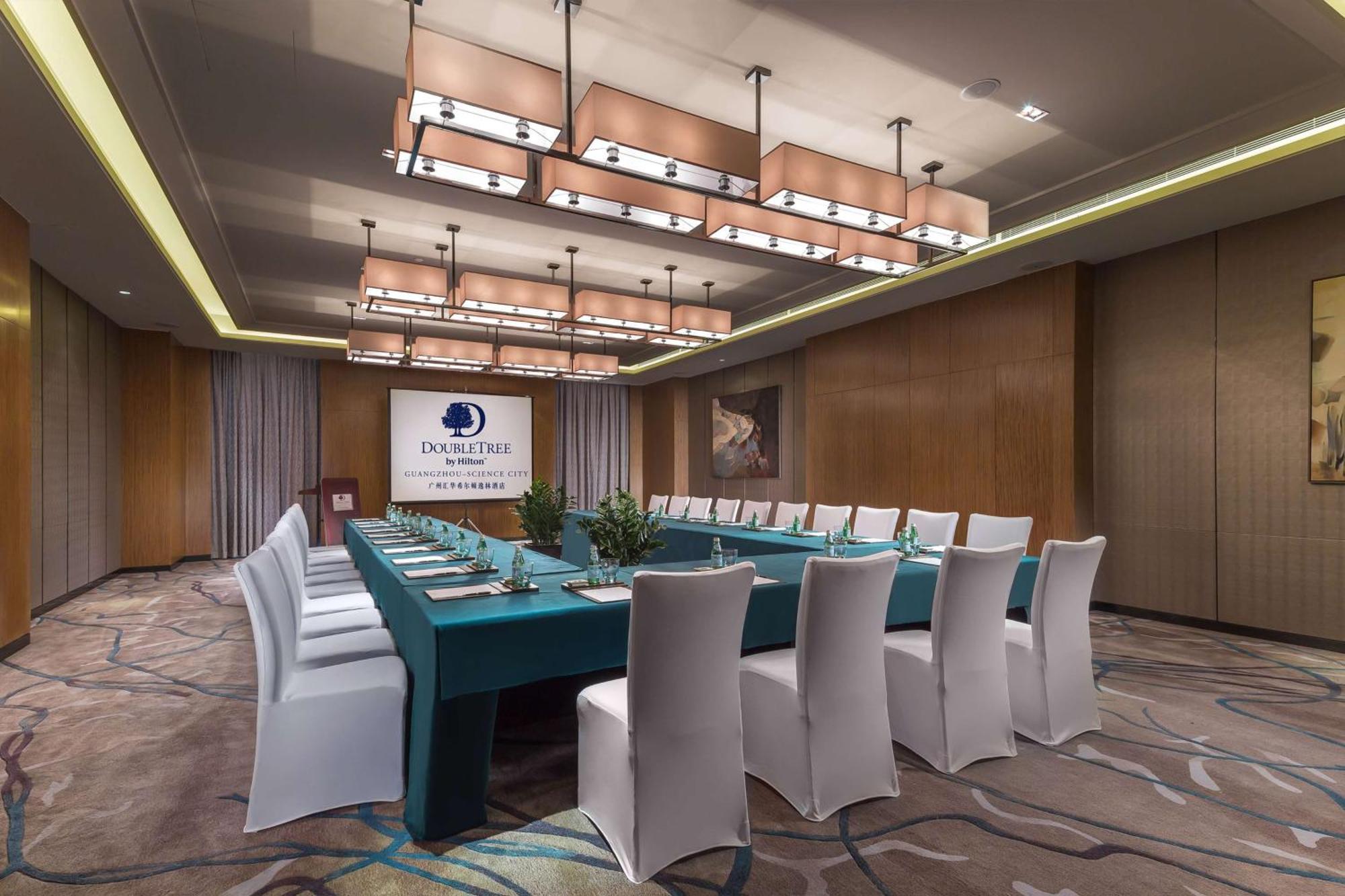 Doubletree By Hilton Guangzhou Science City-Free Shuttle Bus Service During Canton Fair Period Eksteriør billede