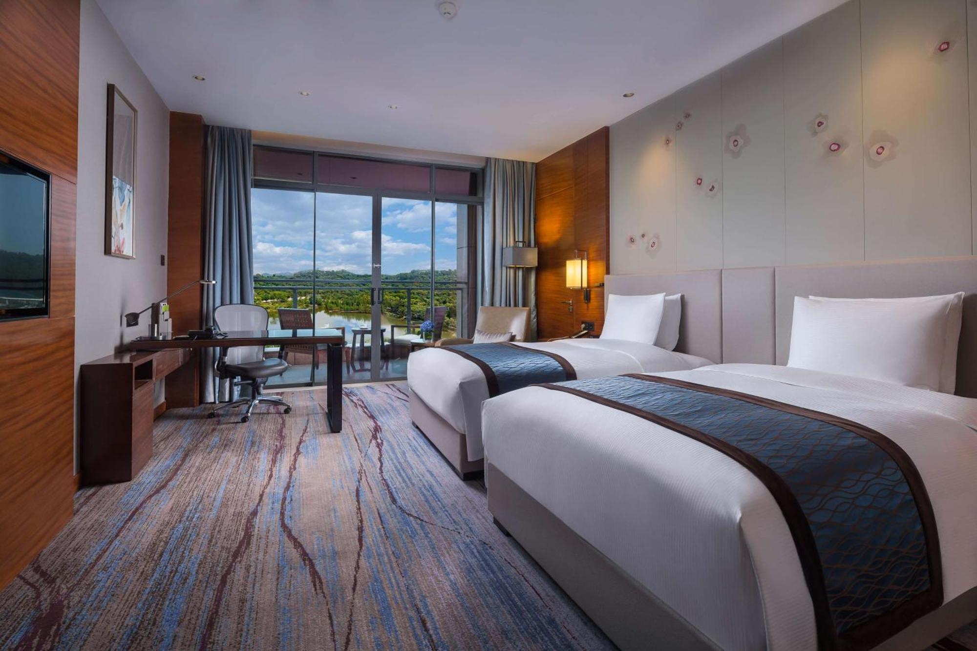 Doubletree By Hilton Guangzhou Science City-Free Shuttle Bus Service During Canton Fair Period Eksteriør billede